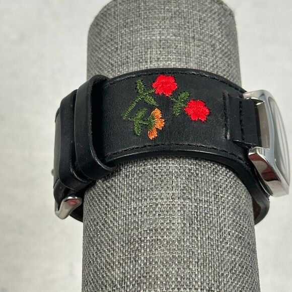 Fossil Watch Womens 31mm Date Floral Embroidered Band Silver Tone New Battery - Picture 5 of 11